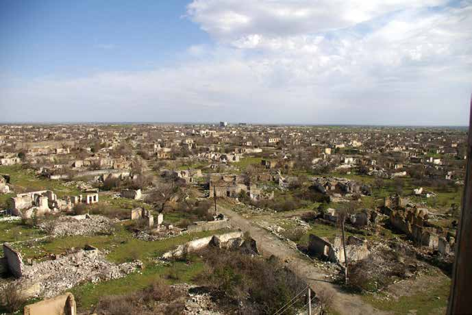 阿格达姆 - 曾经繁荣卡拉巴赫的城 市，被亚美尼亚占领后成为废墟