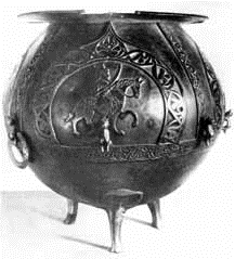 Bronze cauldron. Shirvan. 12–13th cc. St. Petersburg, the Hermitage