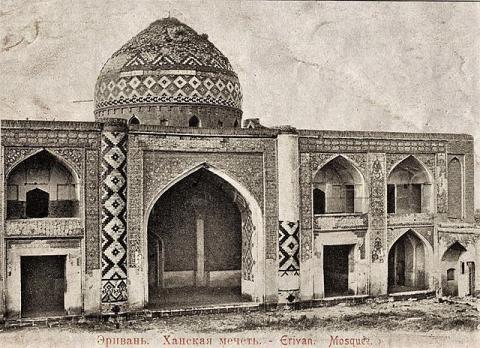 16th century Sardar fortified mosque